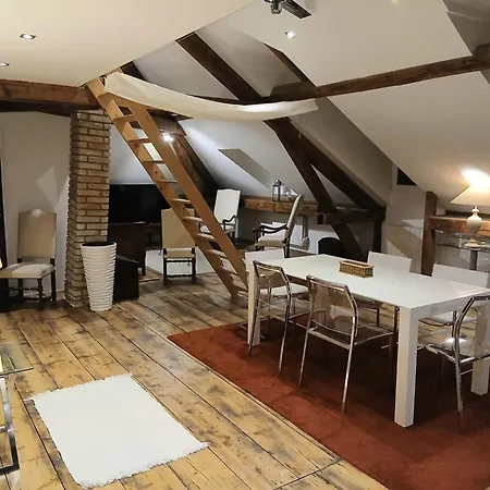 Le Premium Ii - Parking Center