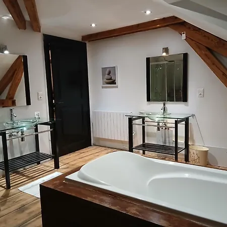 Le Premium Ii - Parking Center *